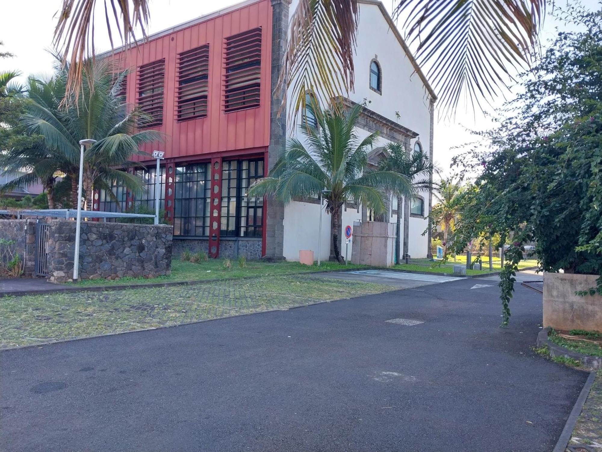 Les Badamiers Villa Saint Pierre Exterior photo